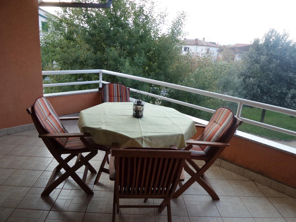 Apartmani Lina Umag Exteriör bild