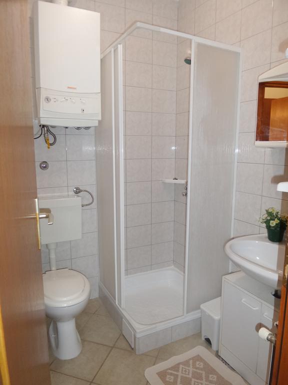 Apartmani Lina Umag Exteriör bild